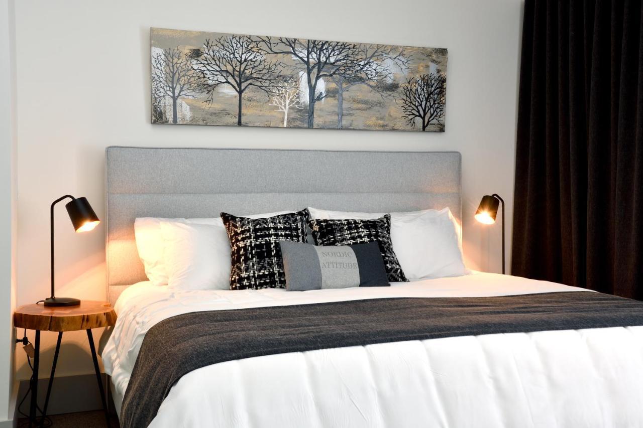 Destination Owl'S Head - Mtn Haus Hotell Mansonville Exteriör bild
